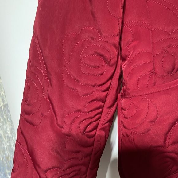 Ellen Tracy Red Rosette Quilted Jacket Full Zip w/Hood Fleece lined Petite Med - Picture 8 of 12